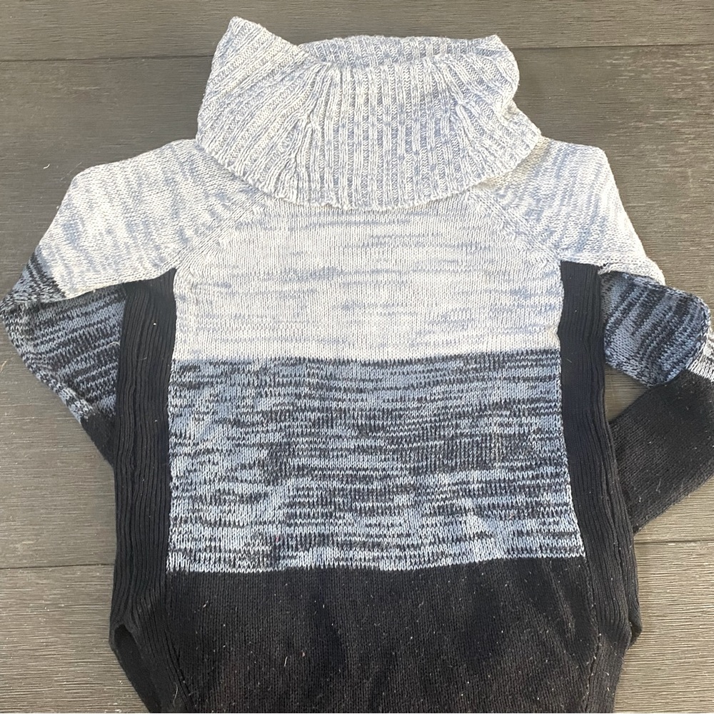 Jason maxwell gradient blue cowl sweater size s.